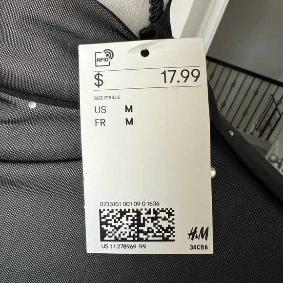 Sheer Top with studs - Picture 6 of 6